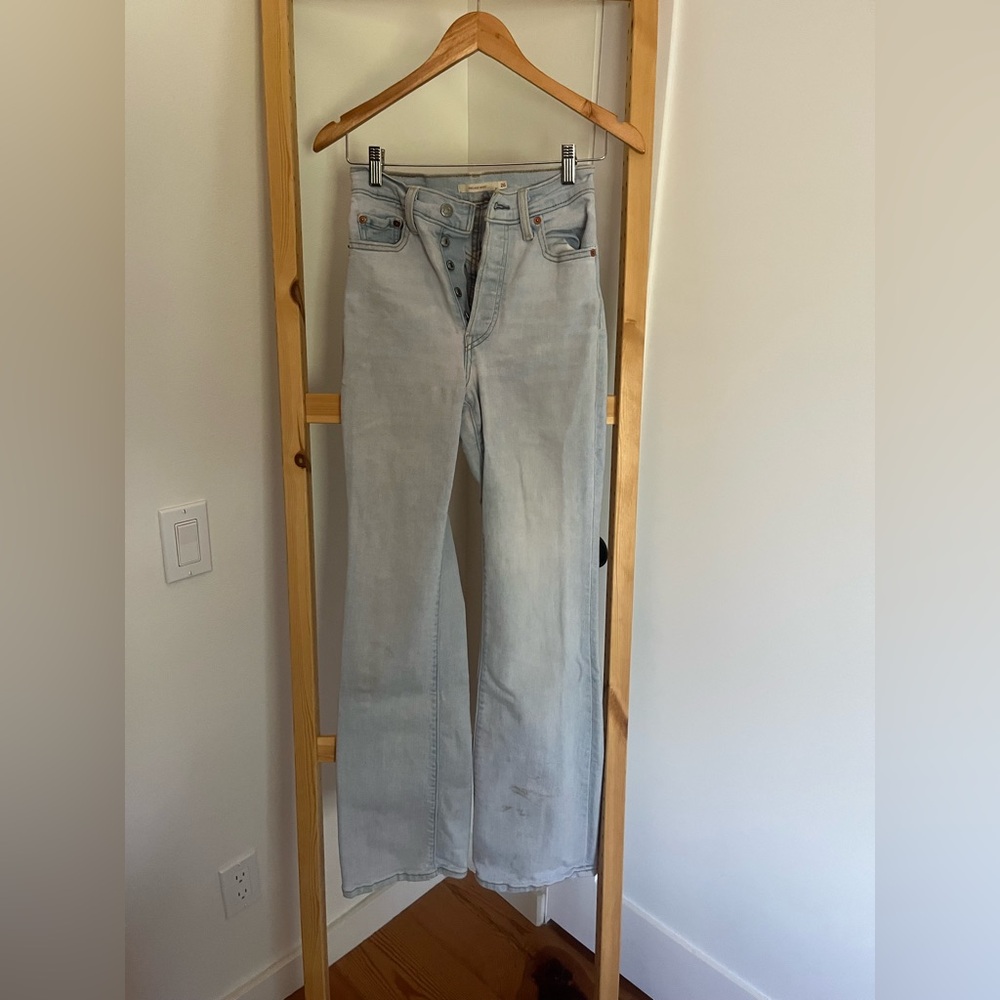 Women’s Levi’s Ribcage Bootcut Jeans 26